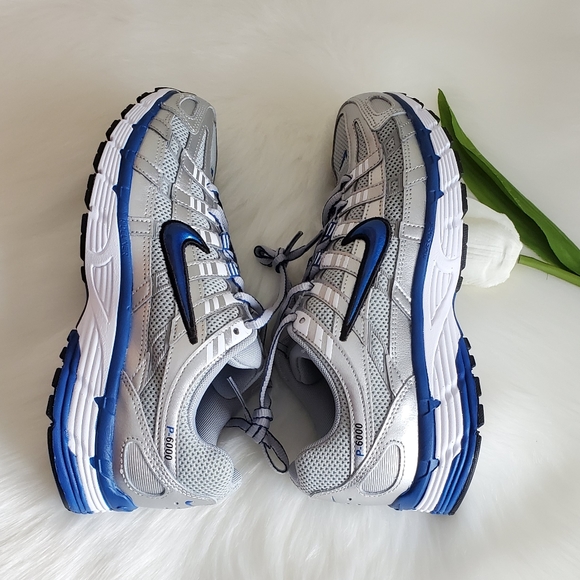 Size 7.5💕NIKE WOMEN'S SHOES(No Box) - Picture 4 of 9